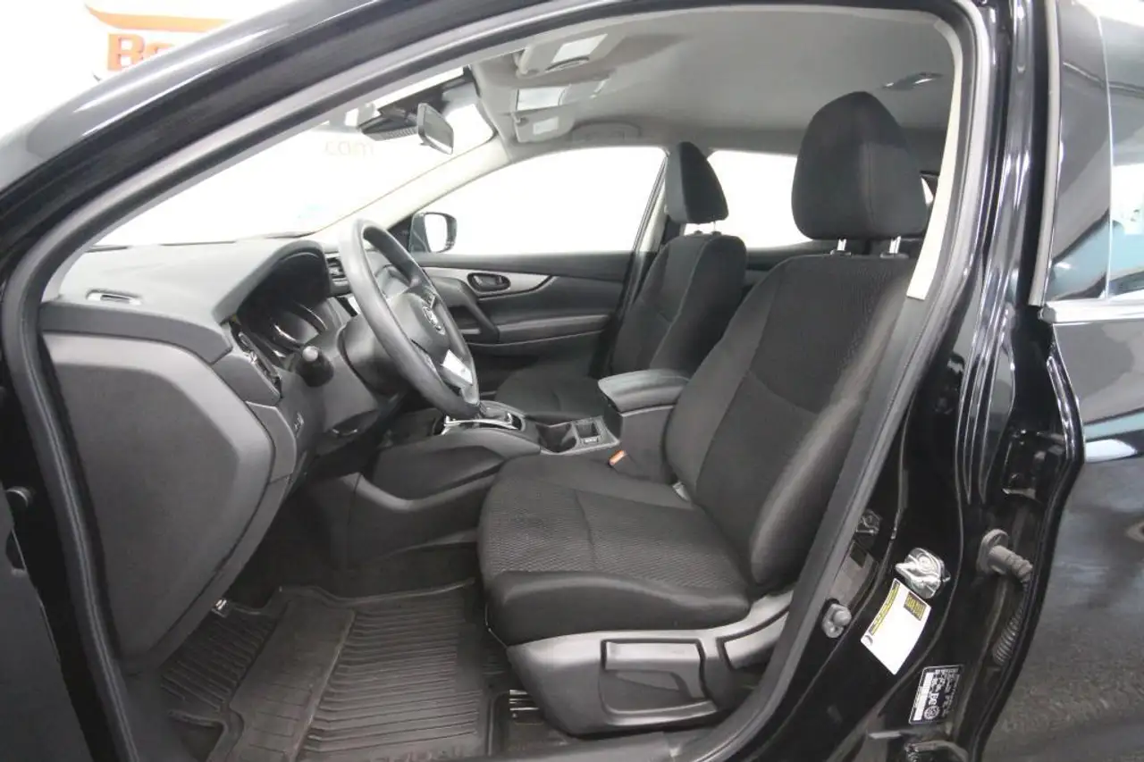 Nissan Qashqai снимка Nissan Qashqai