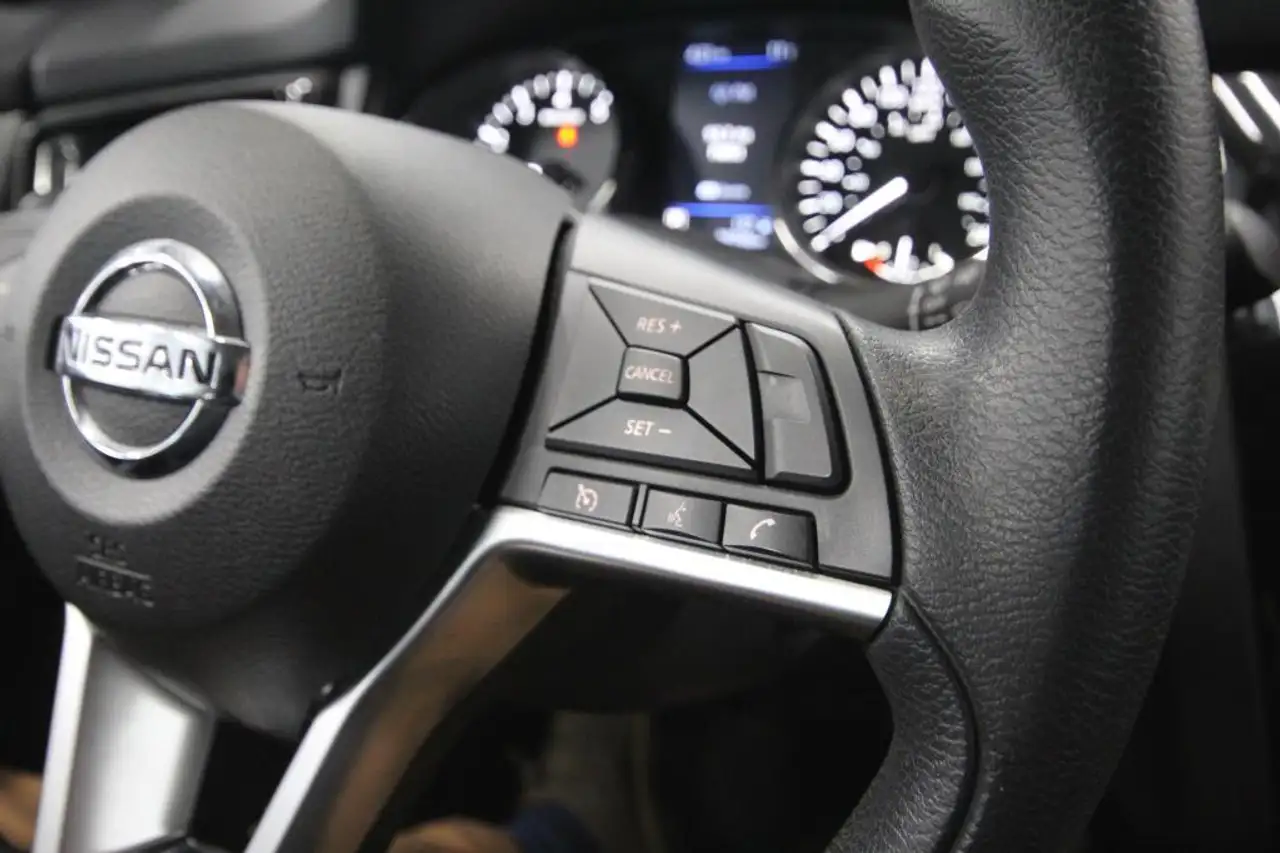 Nissan Qashqai снимка Nissan Qashqai