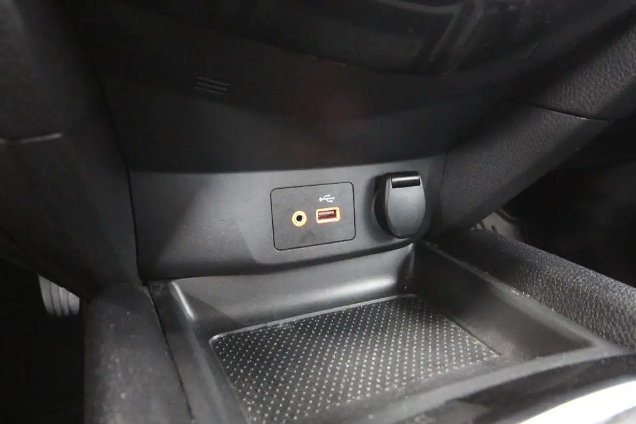 Nissan Qashqai снимка Nissan Qashqai