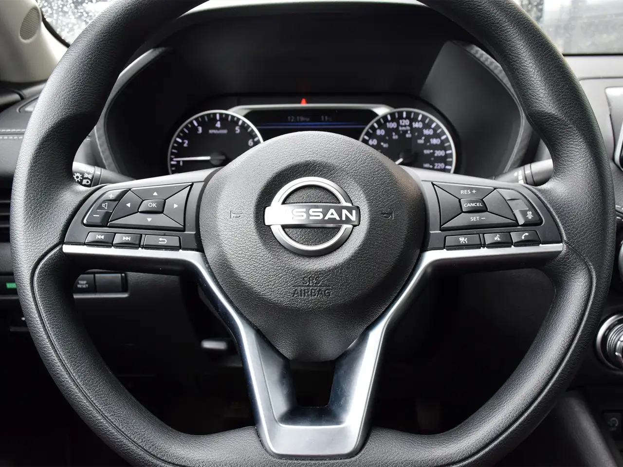 Nissan Sentra photo Nissan Sentra