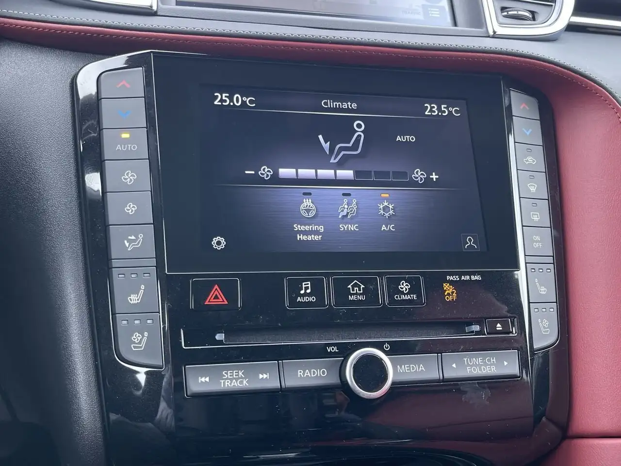 Infiniti QX50 снимка Infiniti QX50