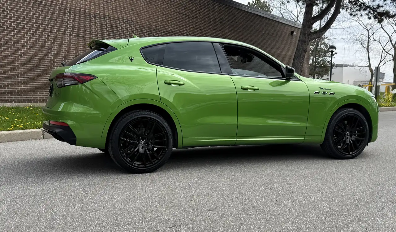 Maserati Levante снимка Maserati Levante