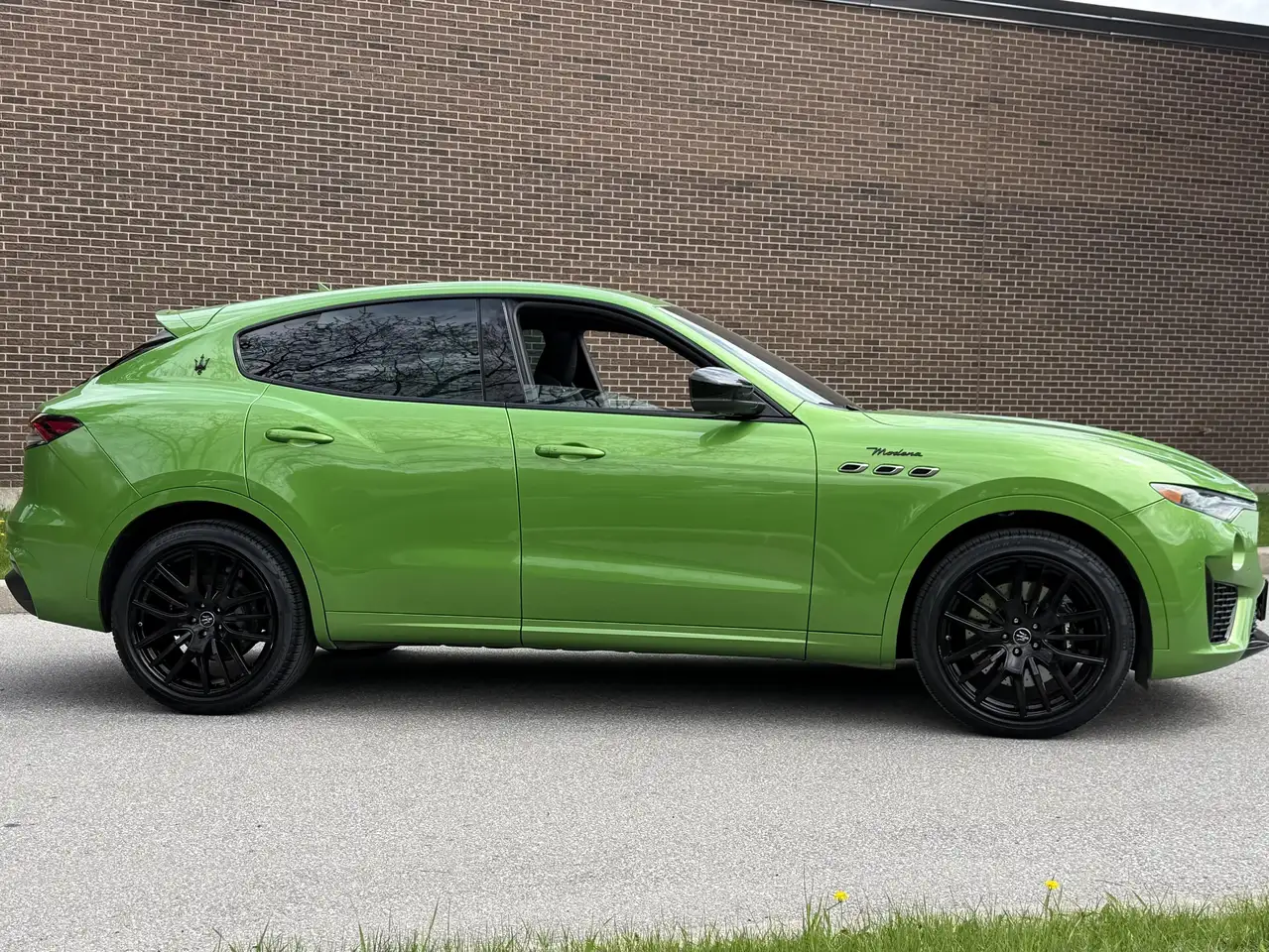 Maserati Levante снимка Maserati Levante