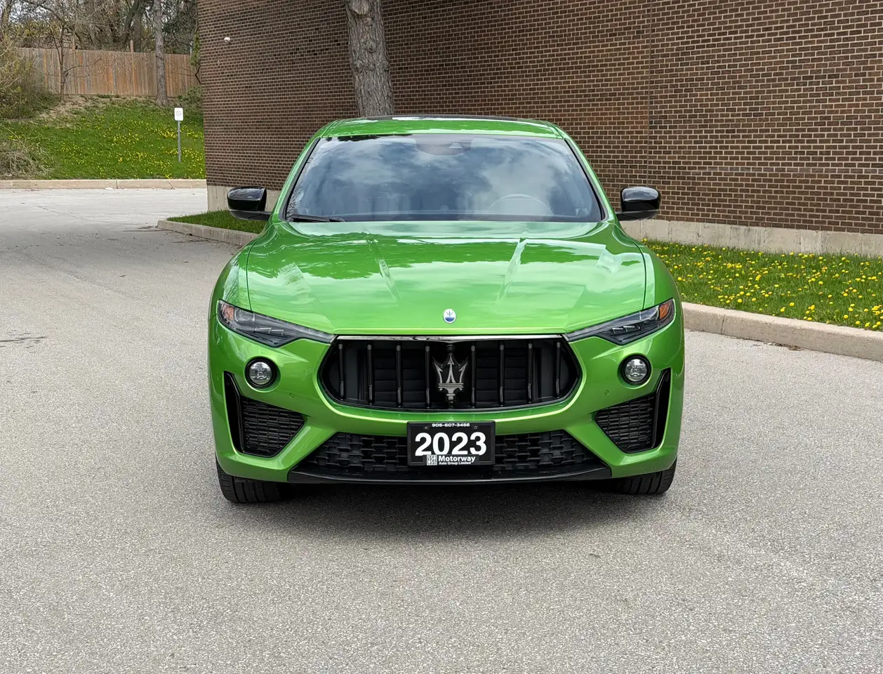 Maserati Levante снимка Maserati Levante