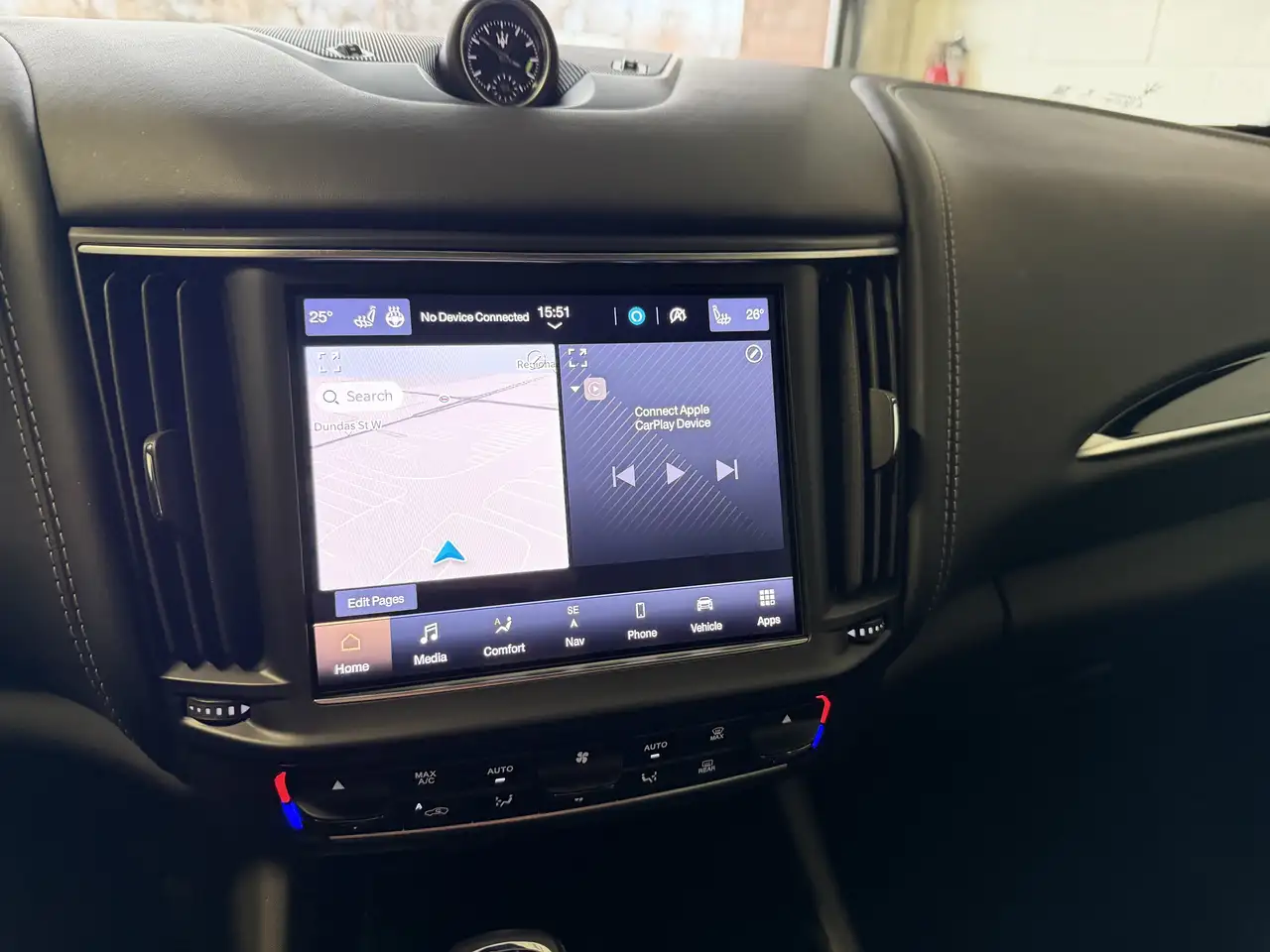 Maserati Levante снимка Maserati Levante