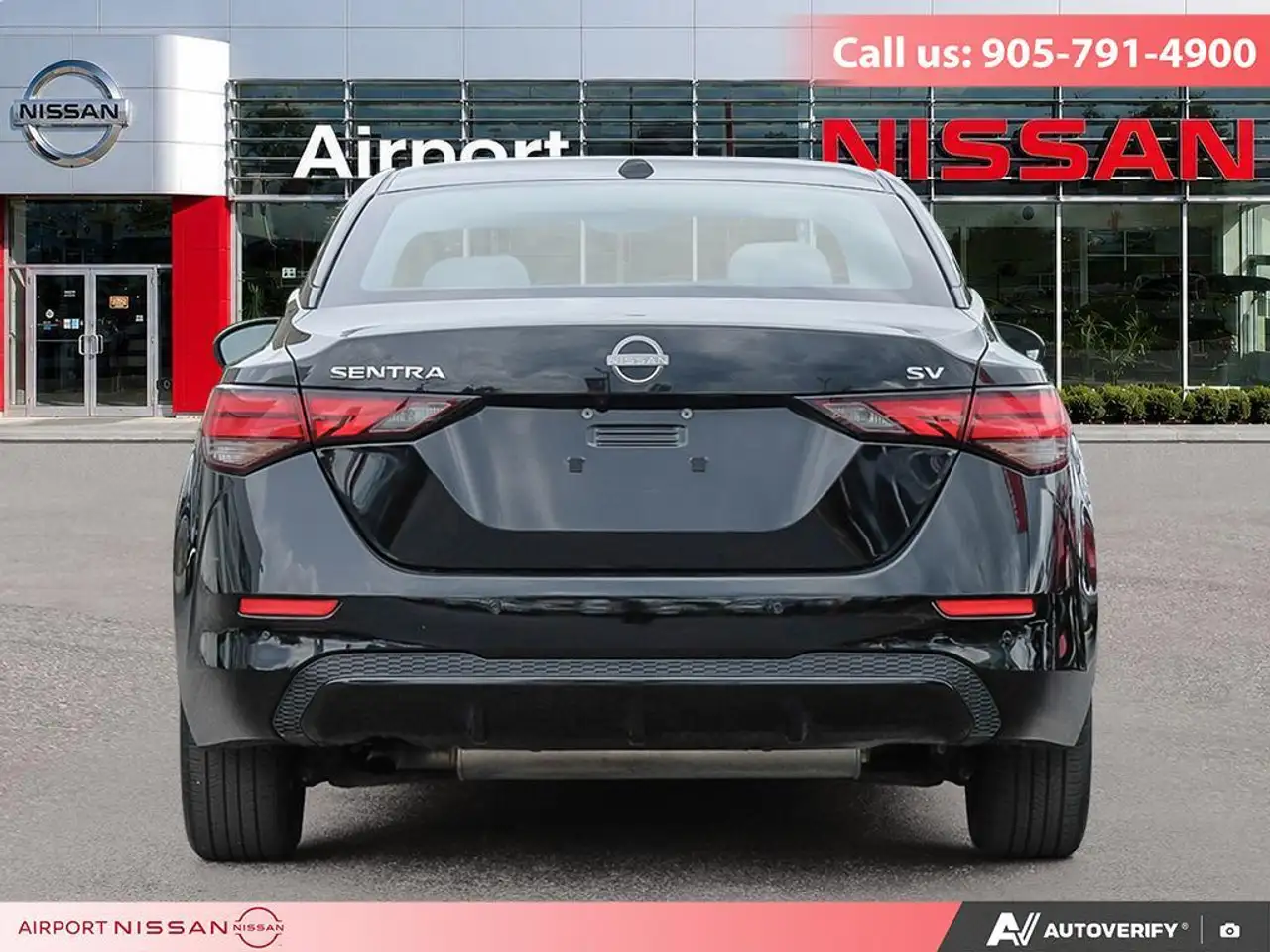 Nissan Sentra fotografie Nissan Sentra