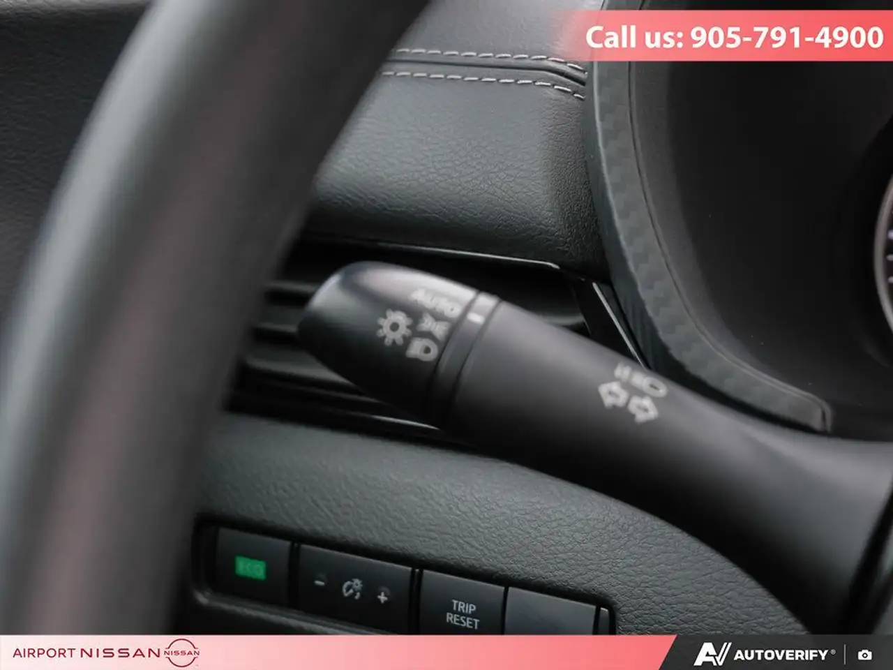 Nissan Sentra fotografie Nissan Sentra