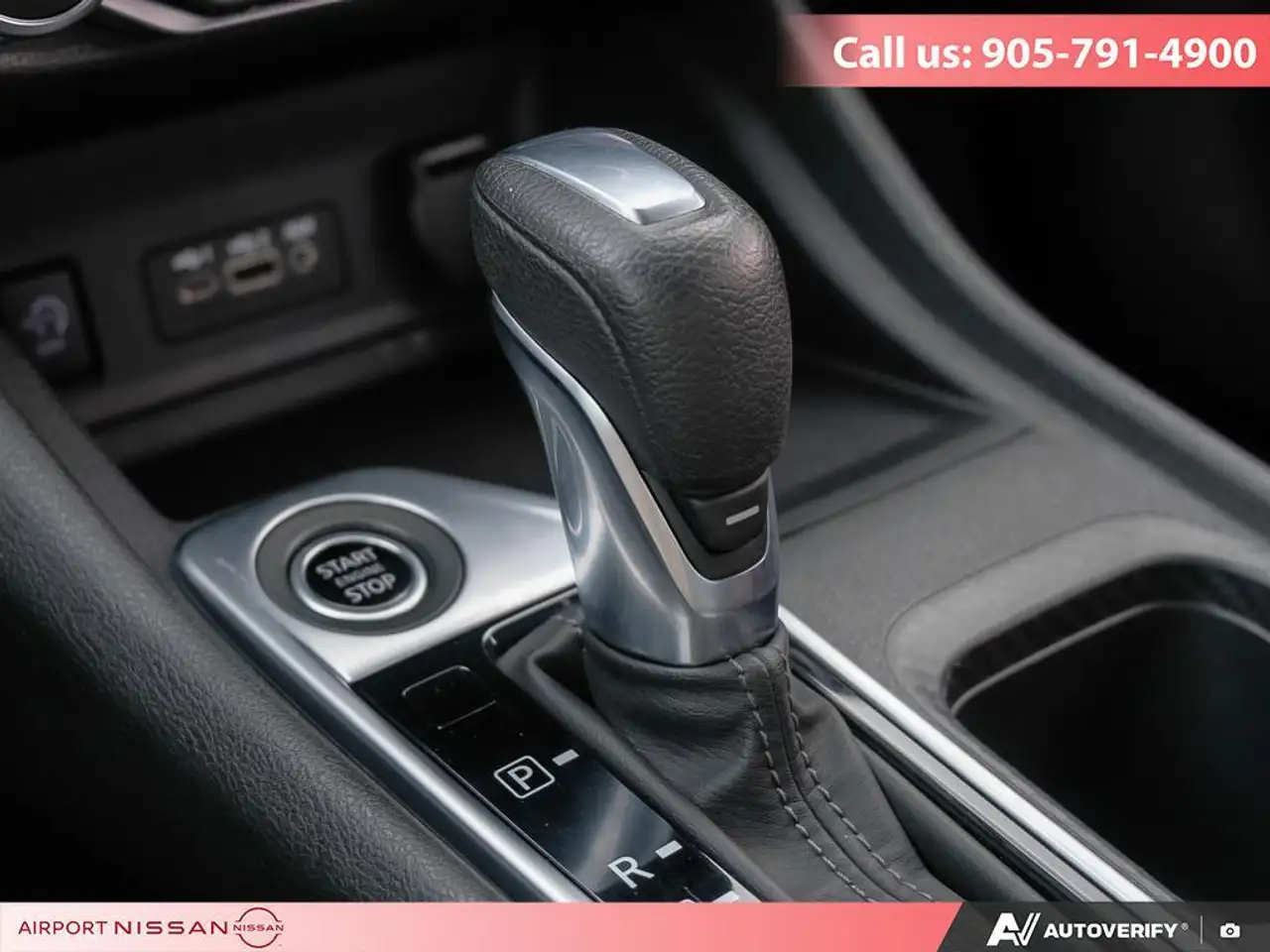 Nissan Sentra fotografie Nissan Sentra
