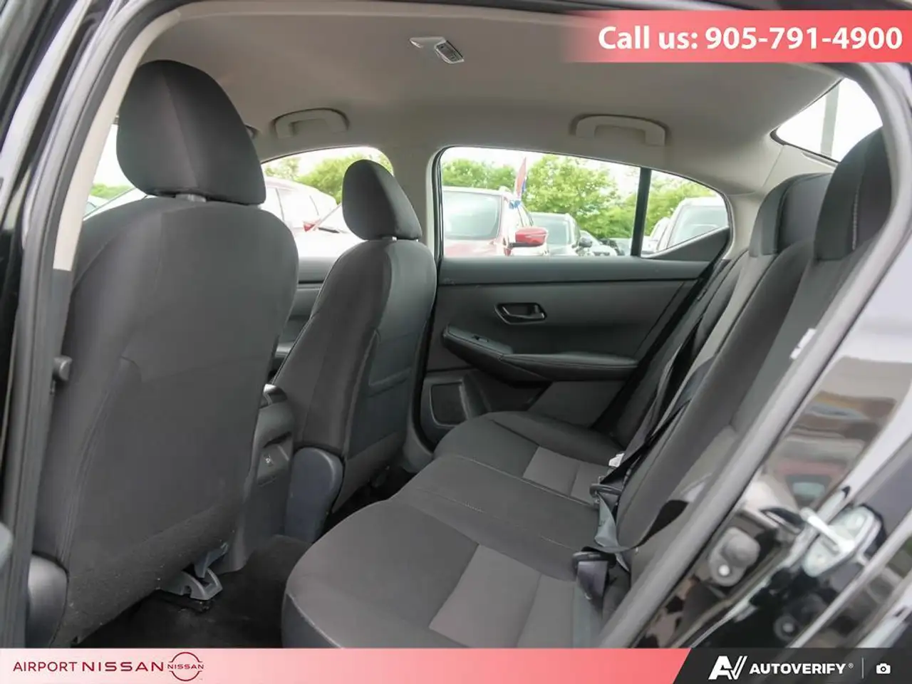 Nissan Sentra fotografie Nissan Sentra