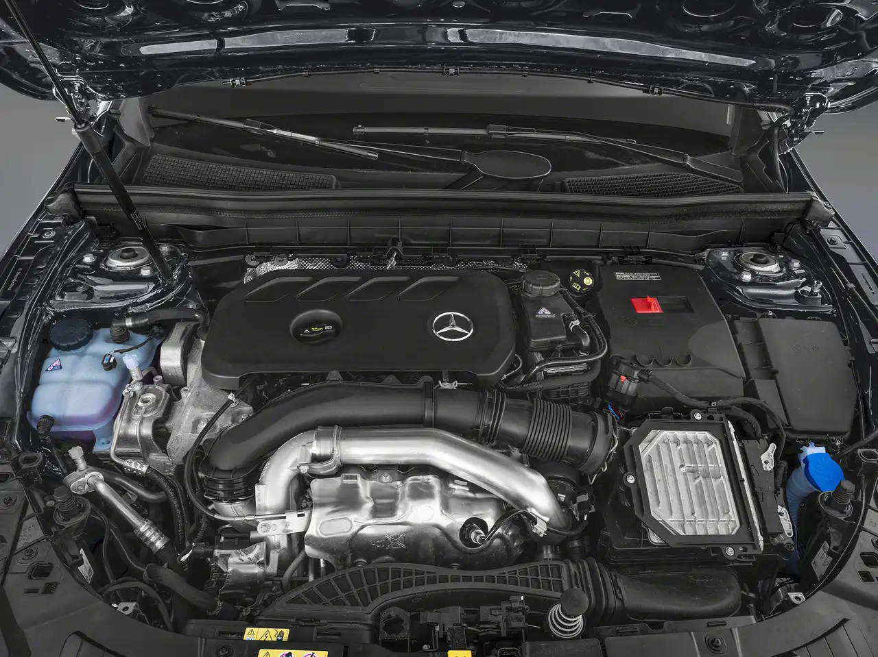 Mercedes-Benz GLB photo Mercedes-Benz GLB
