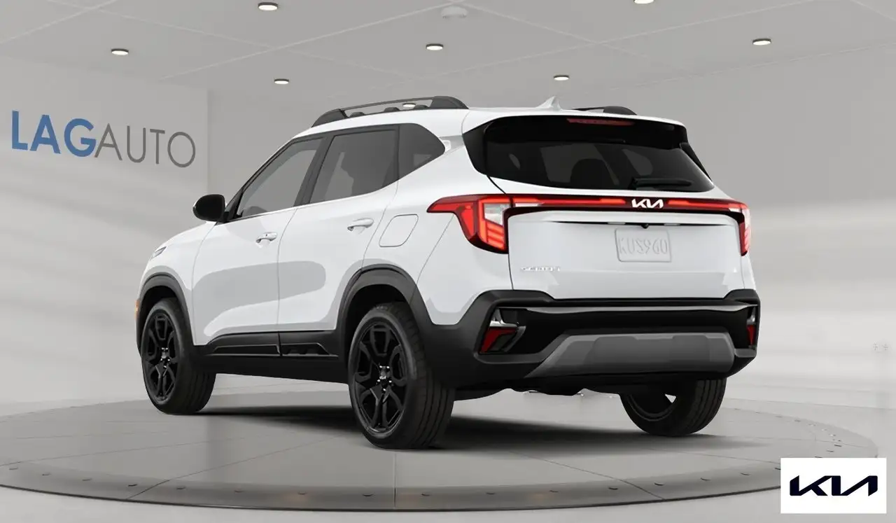 Kia Seltos photo Kia Seltos