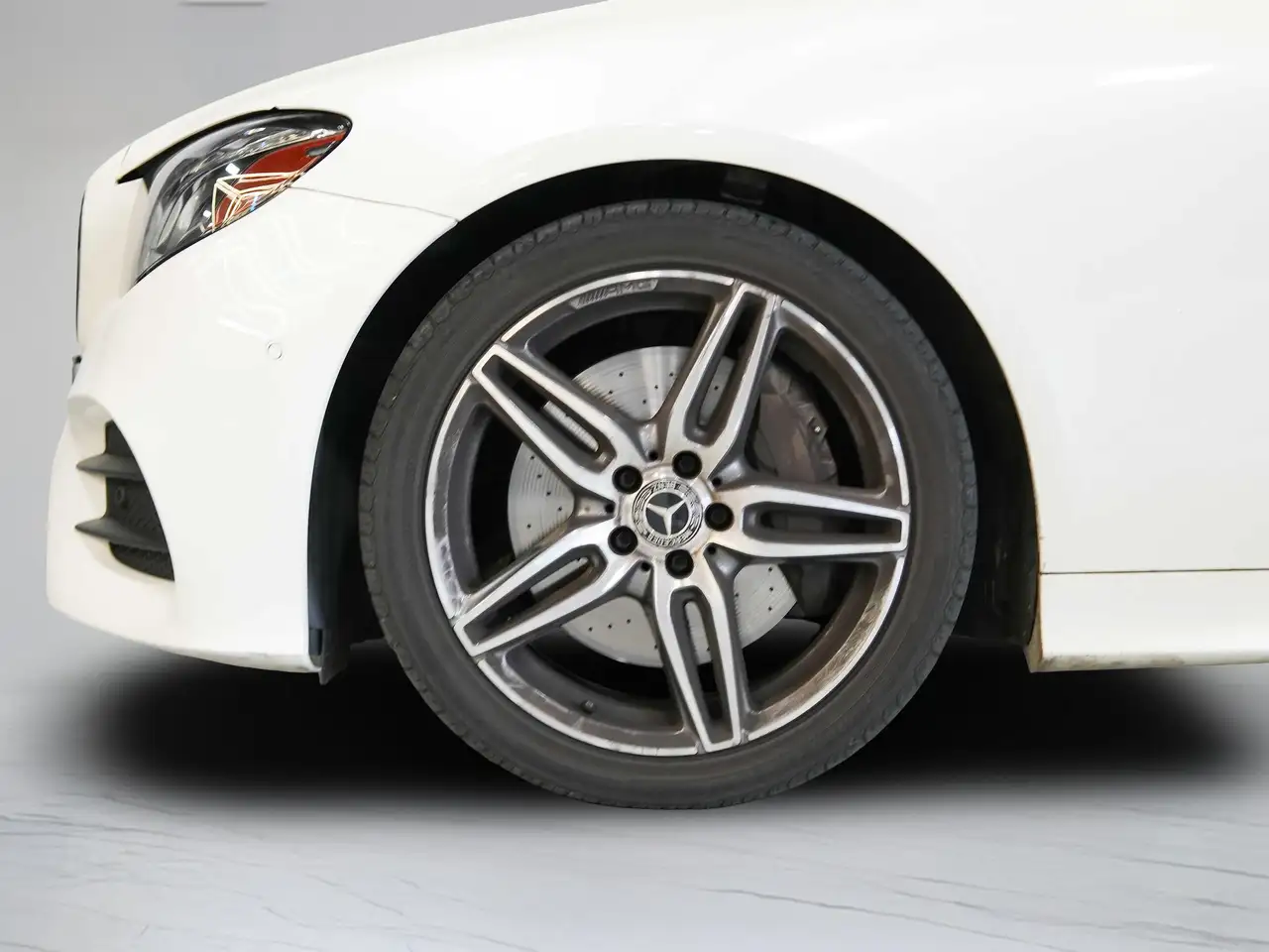 Mercedes-Benz E-Class fotografie Mercedes-Benz E-Class