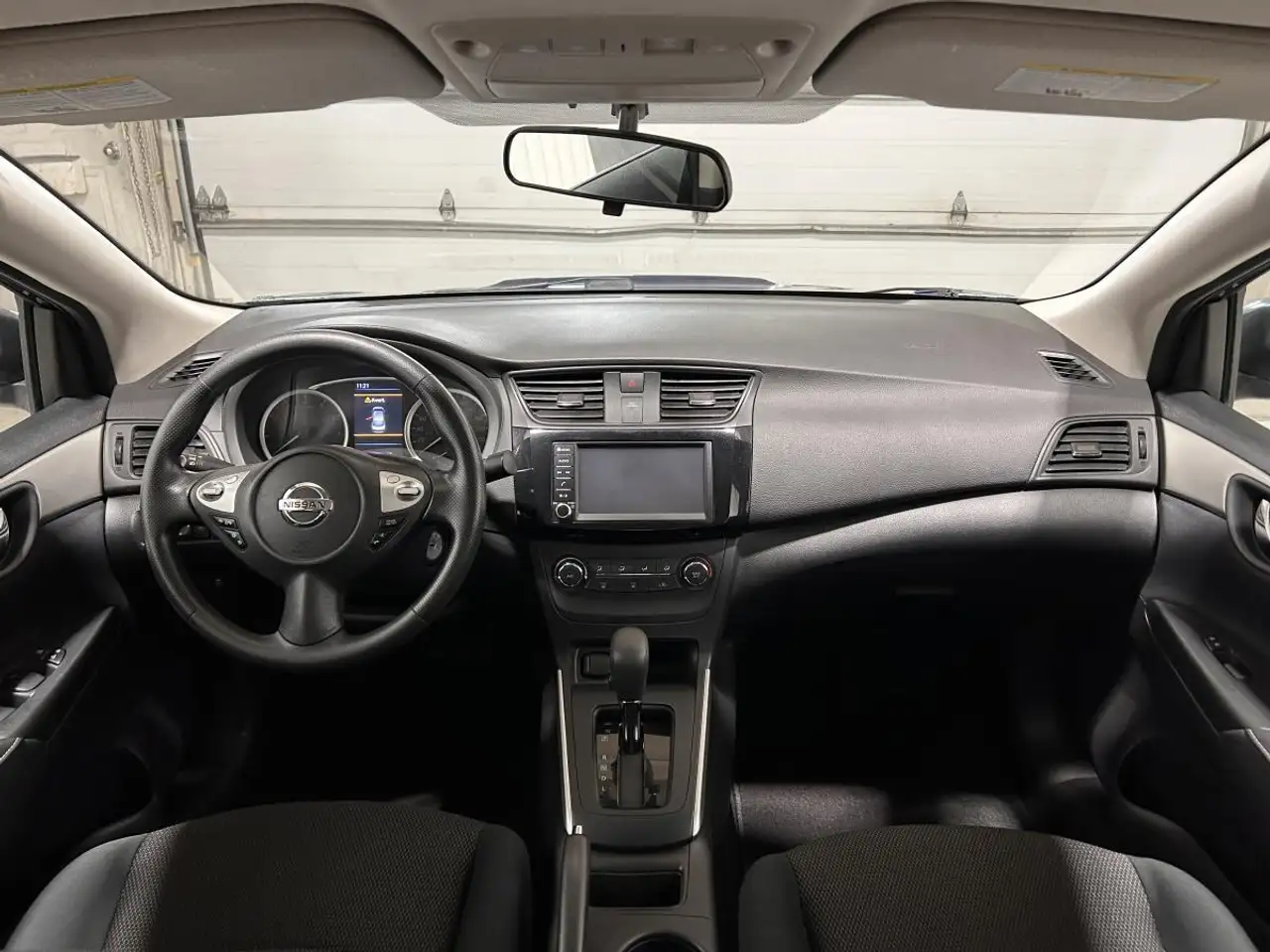 Nissan Sentra fotografie Nissan Sentra