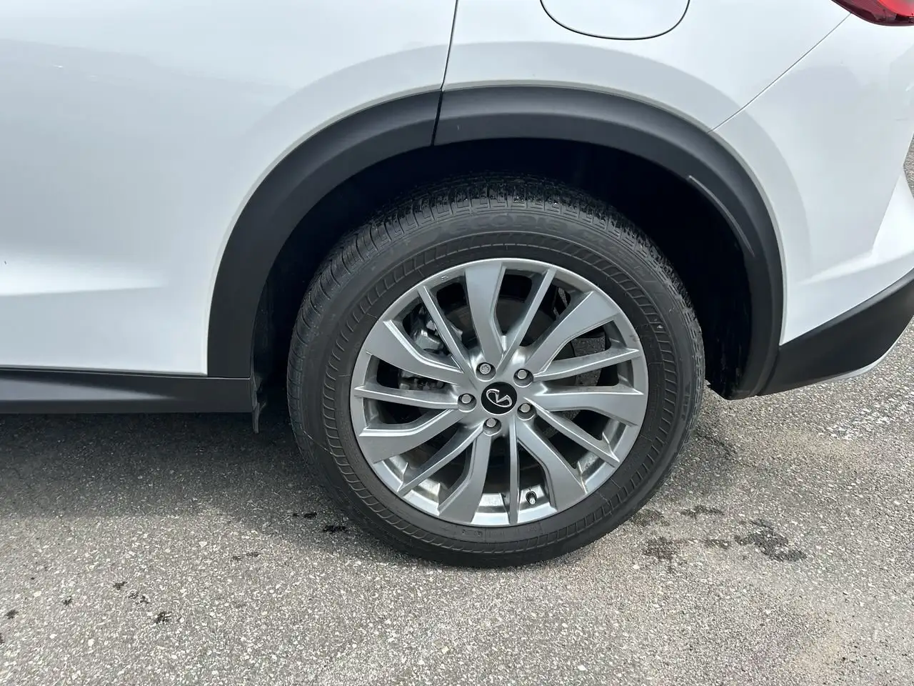 Infiniti QX50 снимка Infiniti QX50
