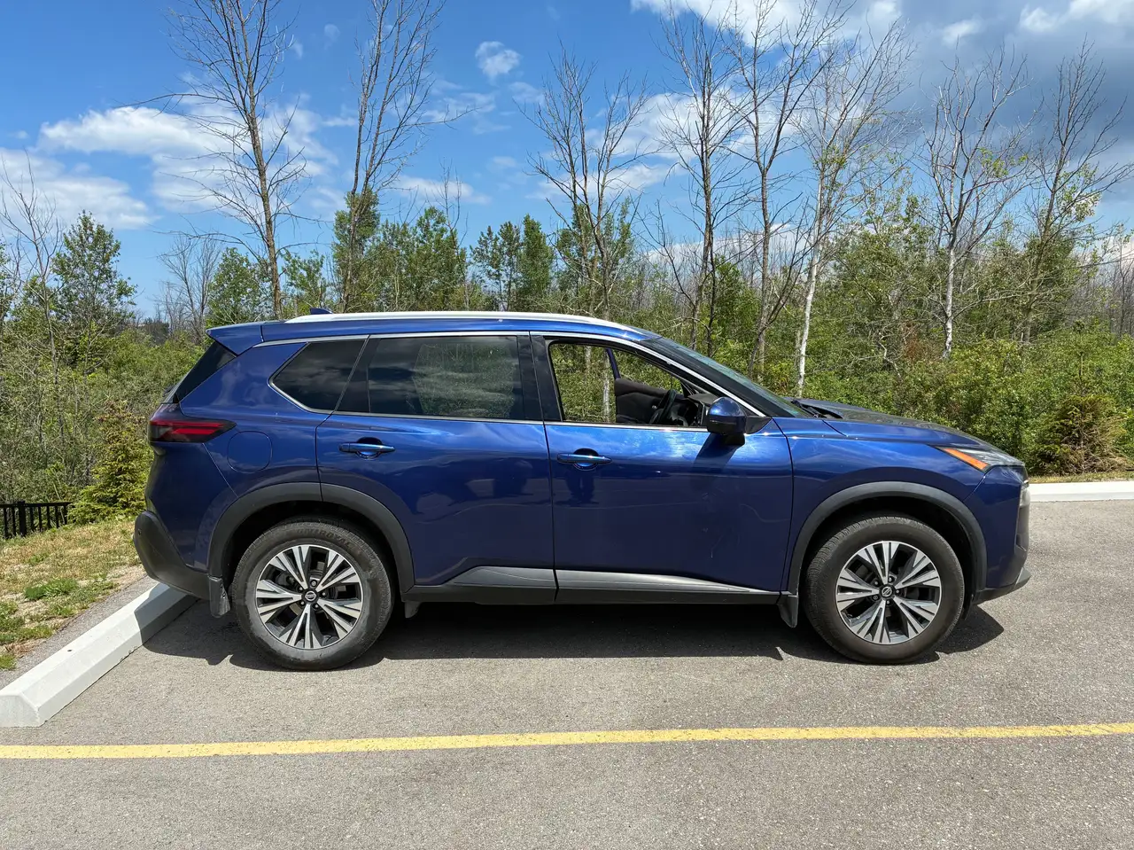 Nissan Rogue photo Nissan Rogue