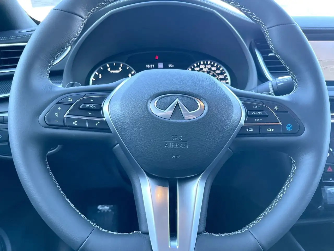 Infiniti QX50 photo Infiniti QX50