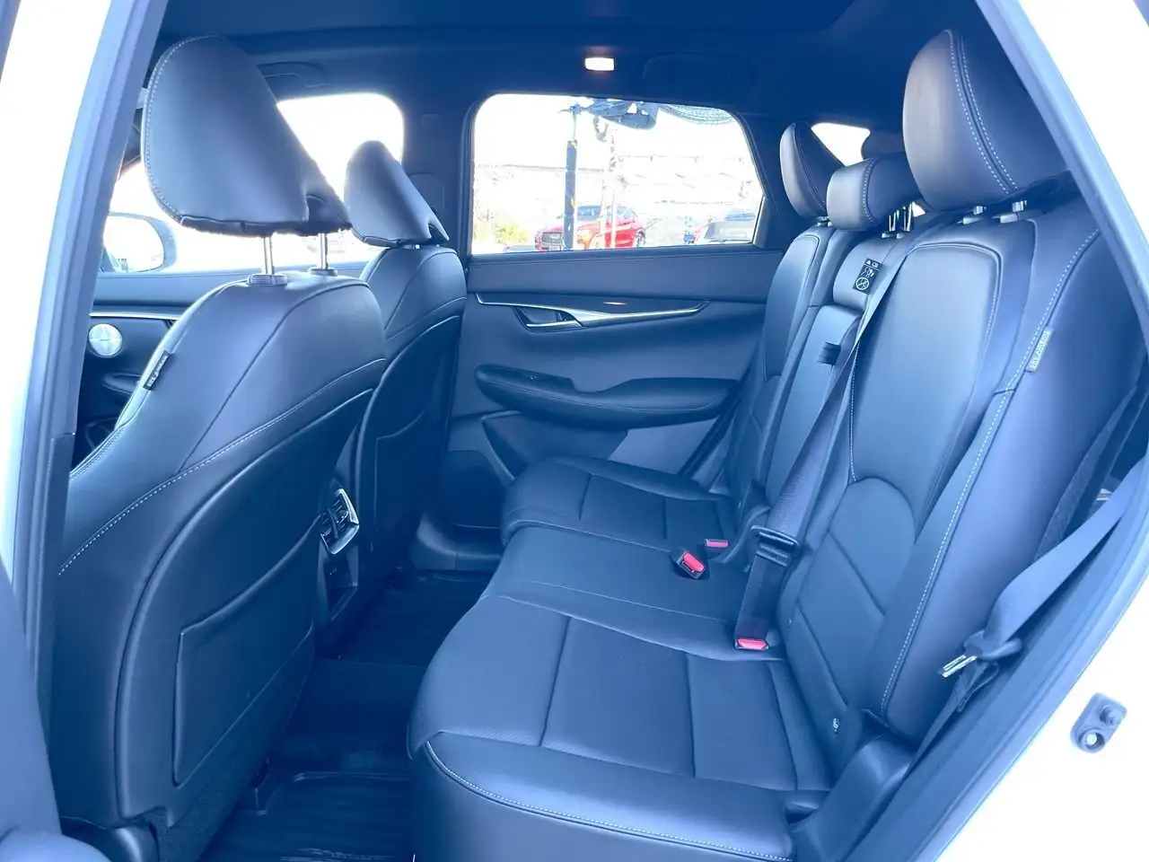 Infiniti QX50 photo Infiniti QX50