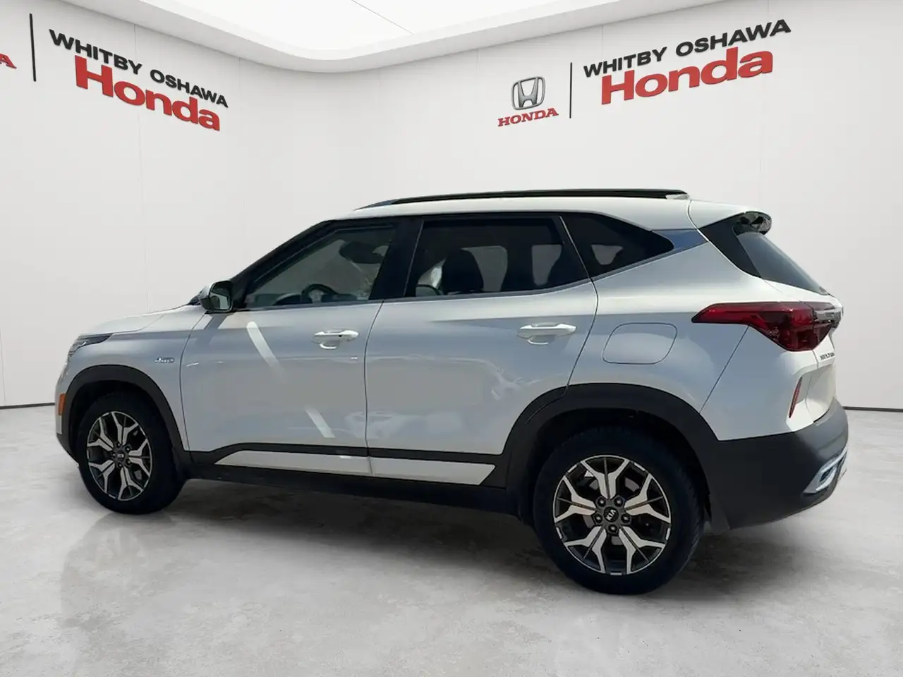 Kia Seltos photo Kia Seltos