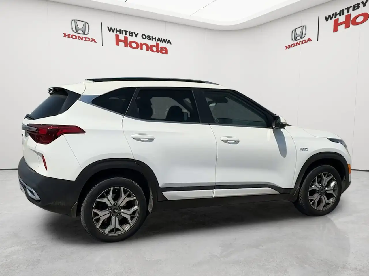 Kia Seltos photo Kia Seltos