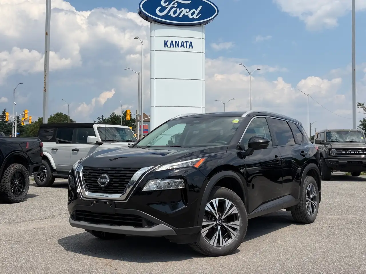 Nissan Rogue fotografie Nissan Rogue