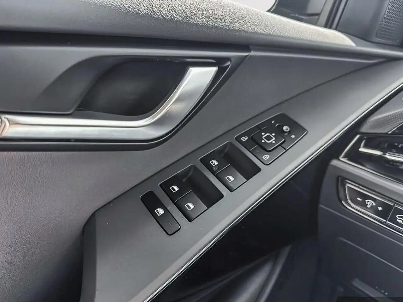 Kia Niro photo Kia Niro