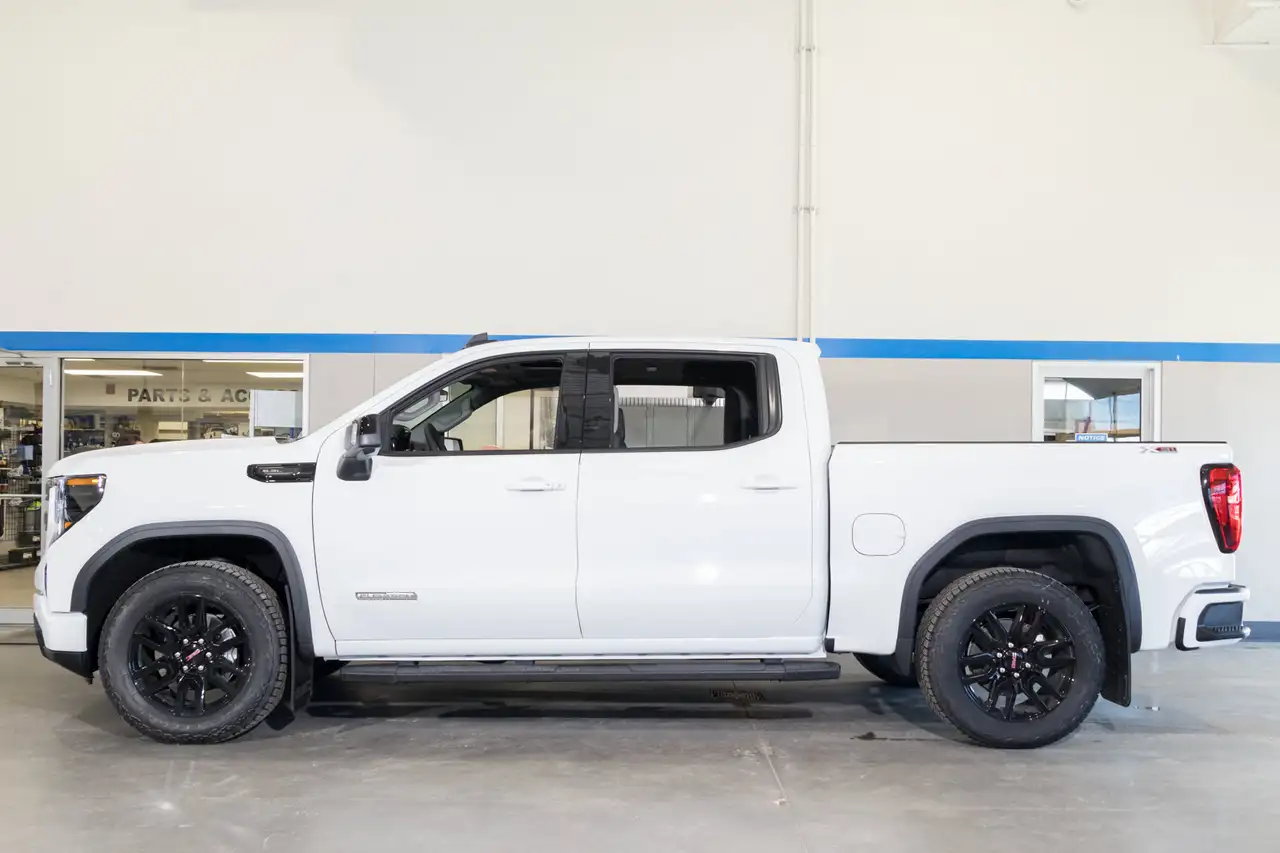 GMC Sierra 1500 снимка GMC Sierra 1500