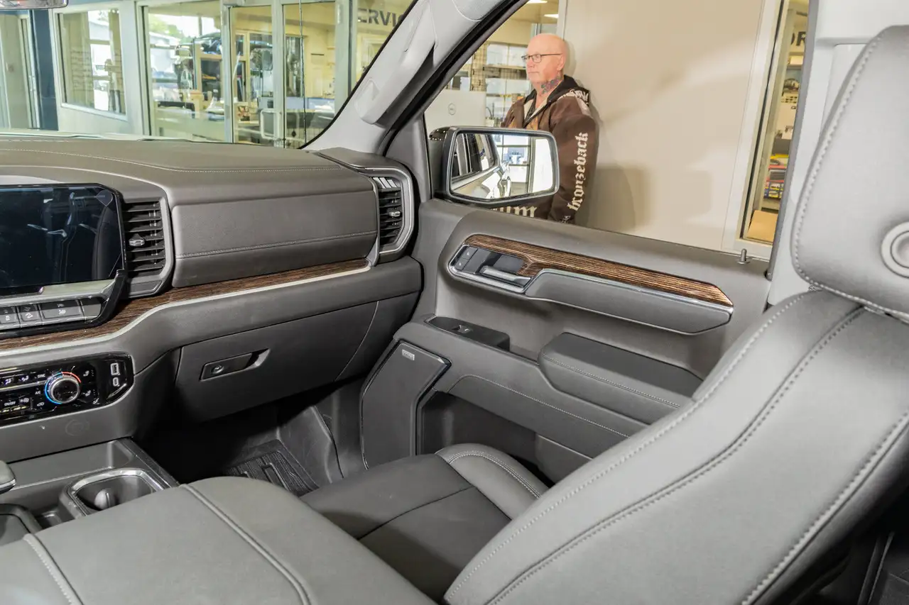 GMC Sierra 1500 снимка GMC Sierra 1500