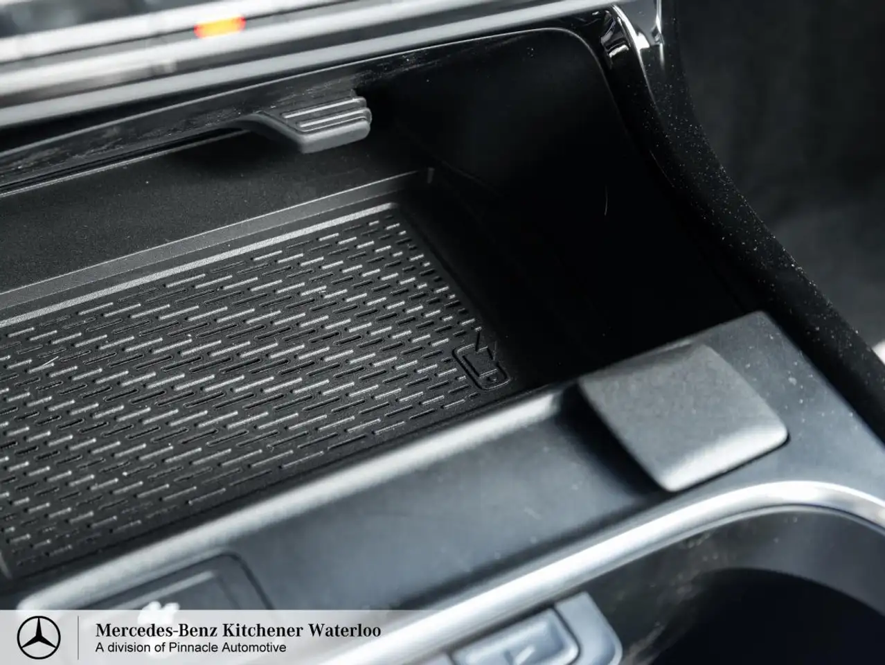 Mercedes-Benz CLA снимка Mercedes-Benz CLA