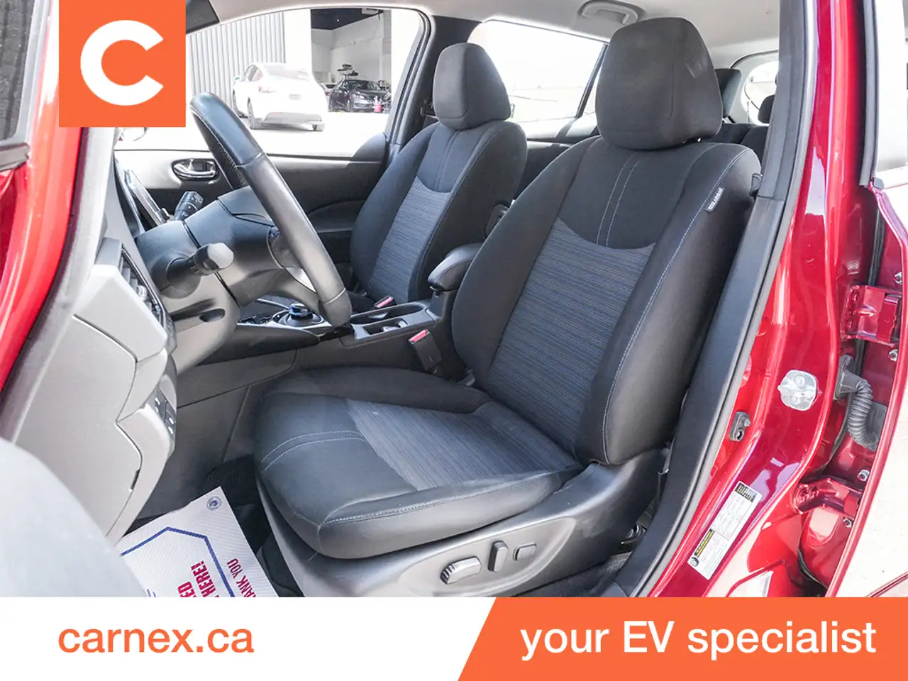 Nissan Leaf photo Nissan Leaf