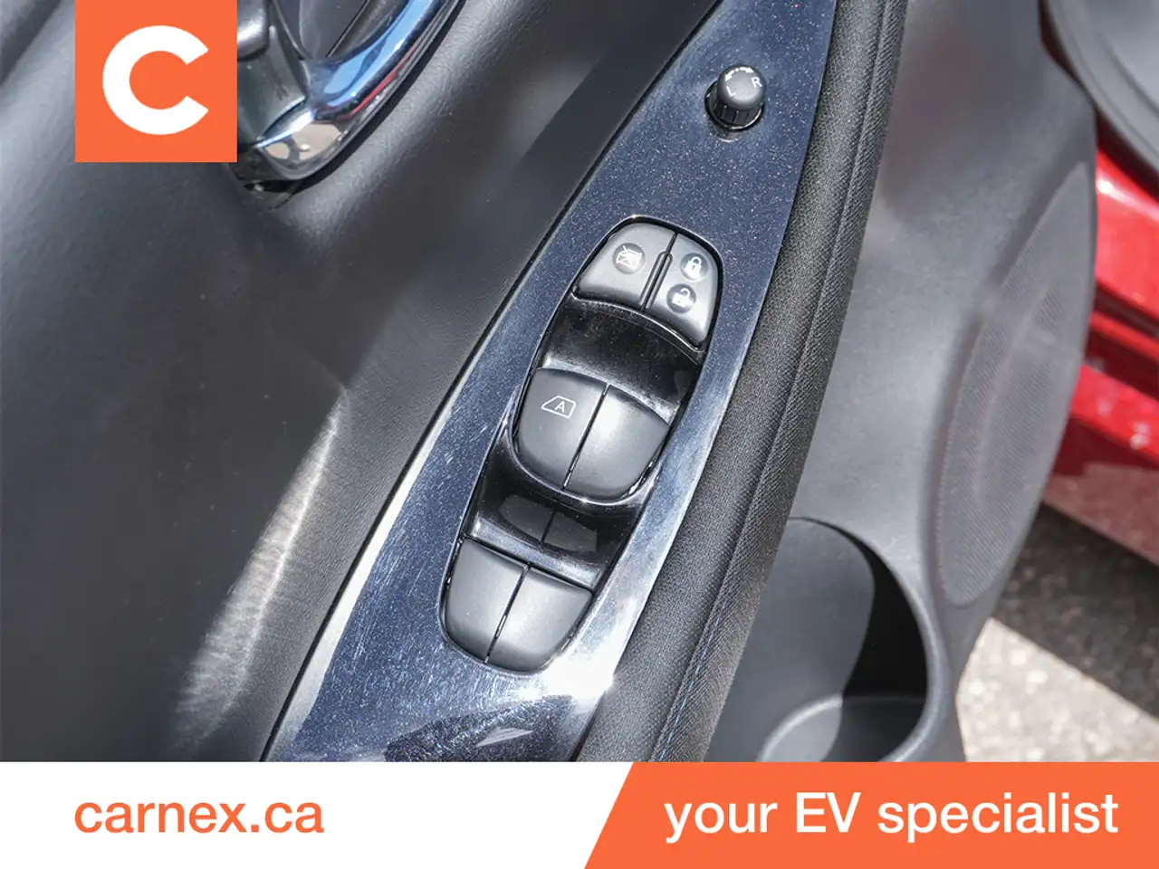 Nissan Leaf photo Nissan Leaf