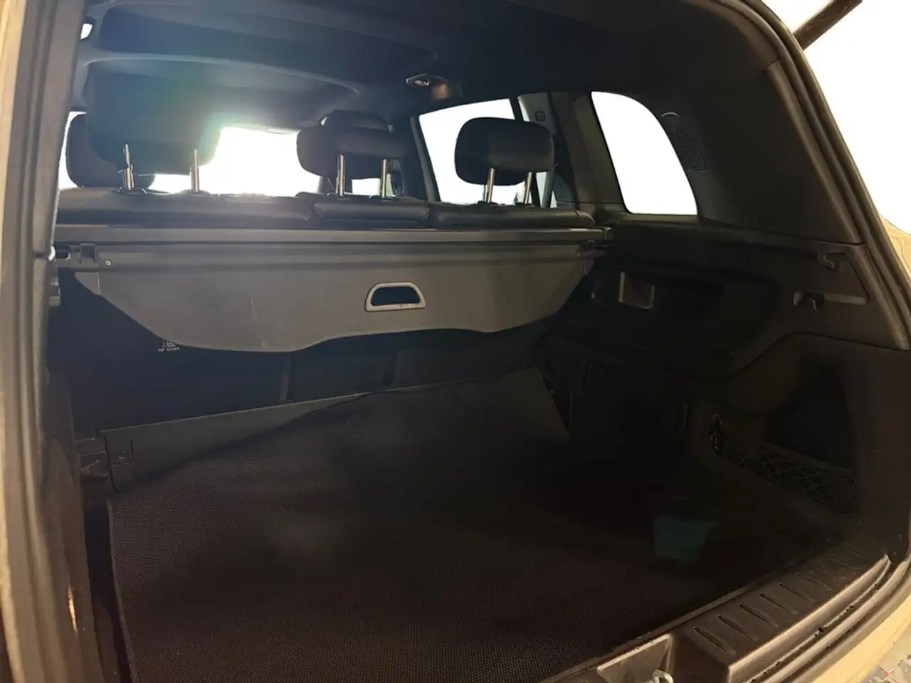 Mercedes-Benz GLB fotografie Mercedes-Benz GLB