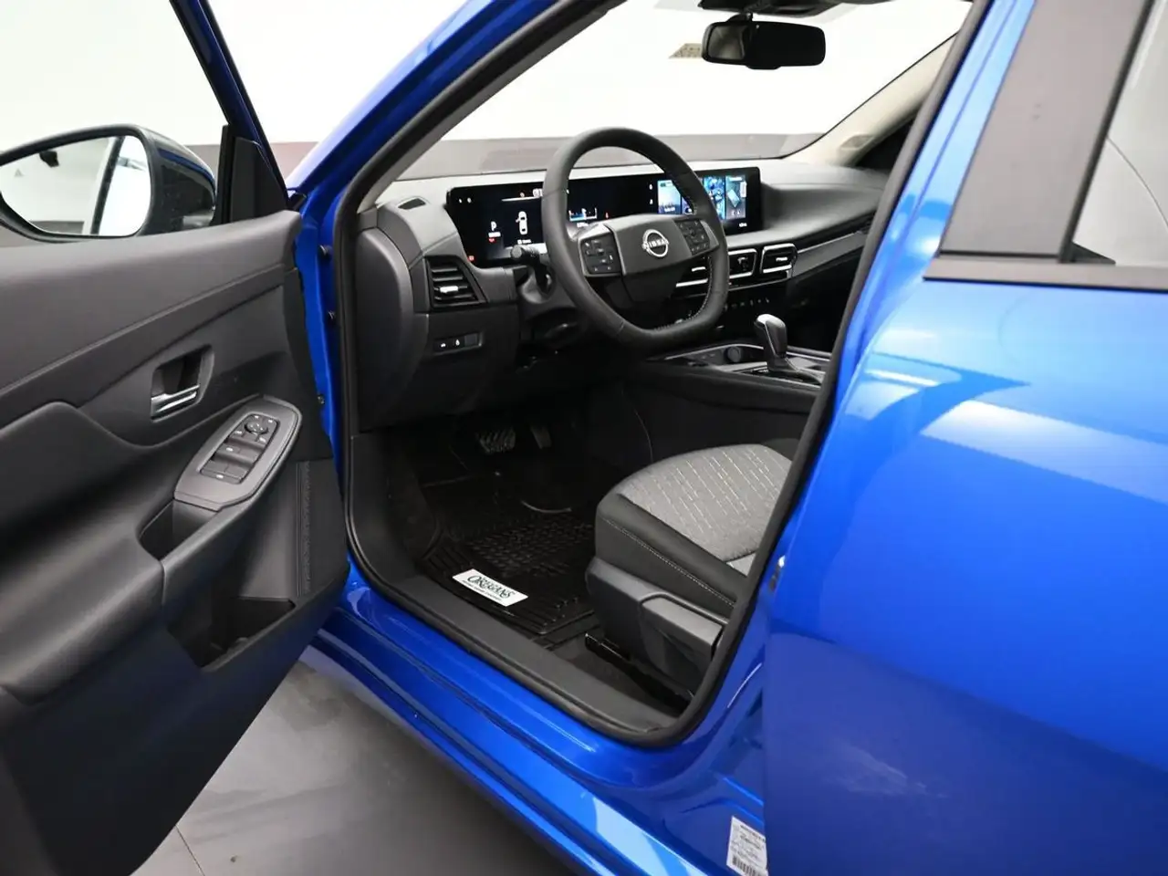 Nissan Sentra снимка Nissan Sentra