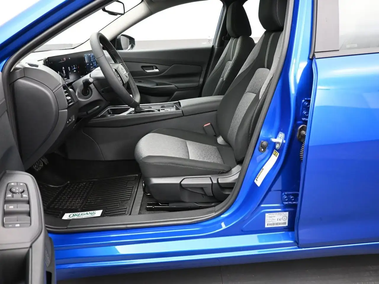 Nissan Sentra снимка Nissan Sentra