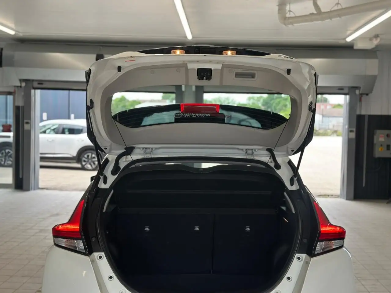 Nissan Leaf fotografie Nissan Leaf