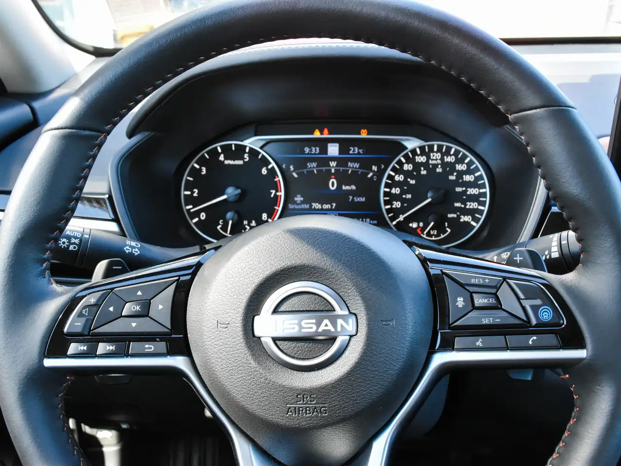Nissan Altima снимка Nissan Altima