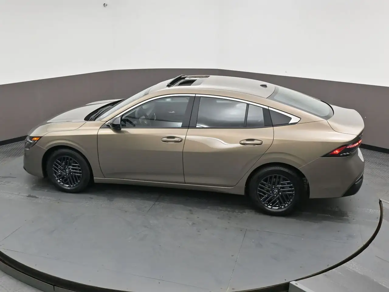 Nissan Sentra снимка Nissan Sentra