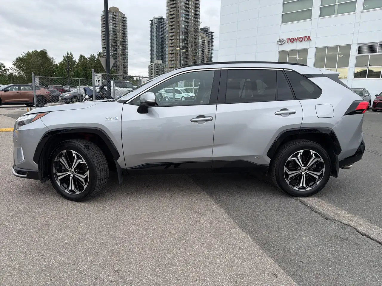 Toyota RAV 4 Prime снимка Toyota RAV 4 Prime