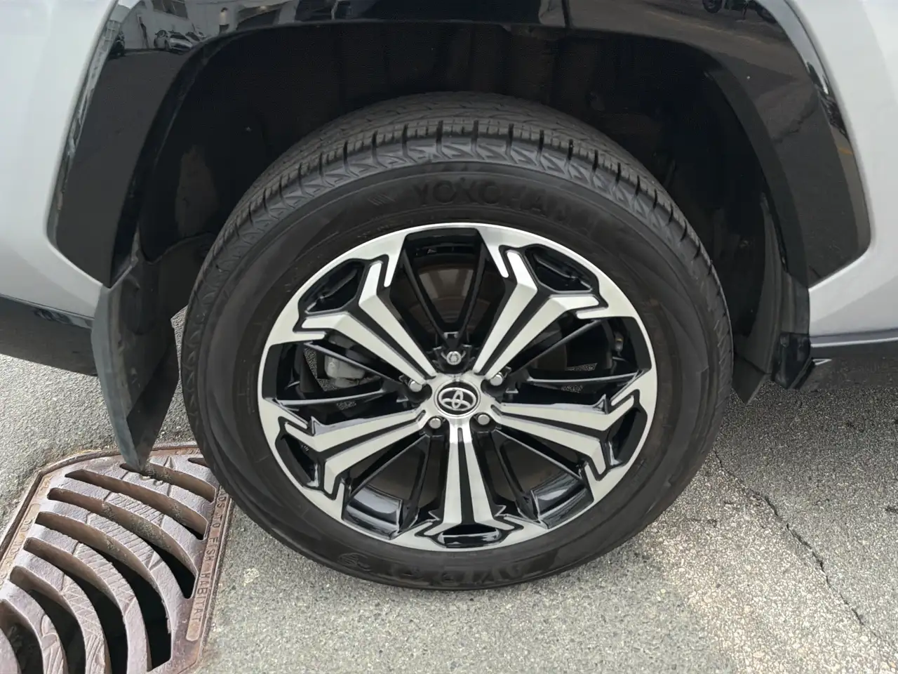 Toyota RAV 4 Prime снимка Toyota RAV 4 Prime