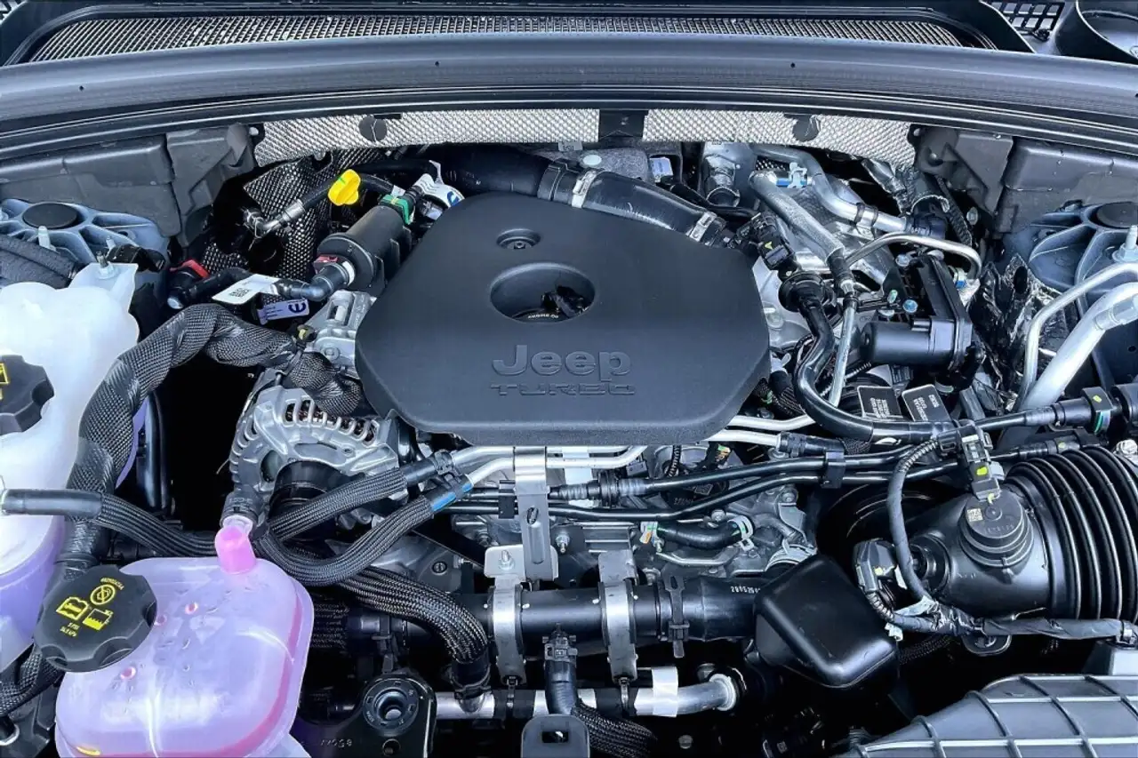 Jeep Grand Cherokee снимка Jeep Grand Cherokee