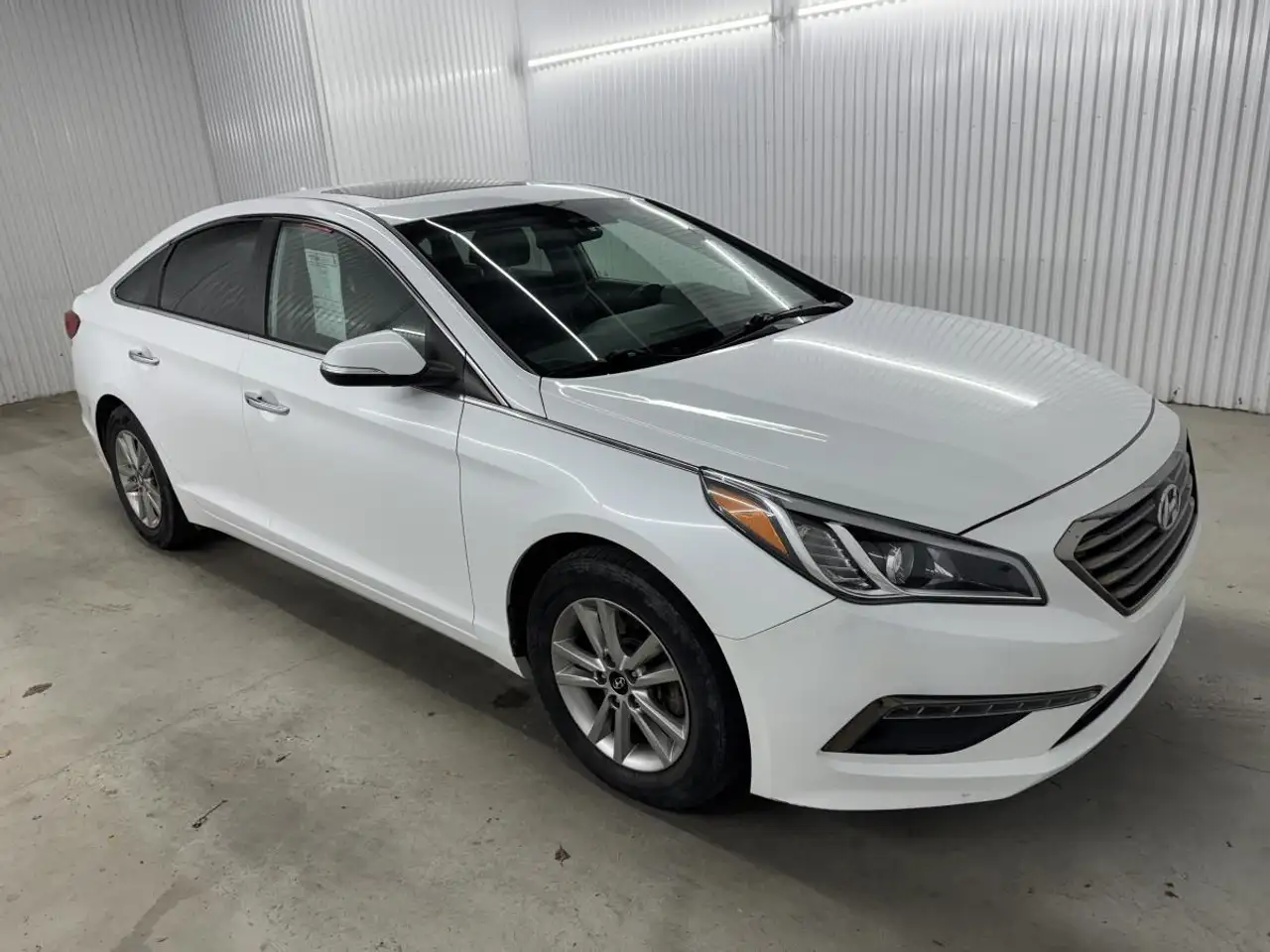 Hyundai SONATA photo Hyundai SONATA