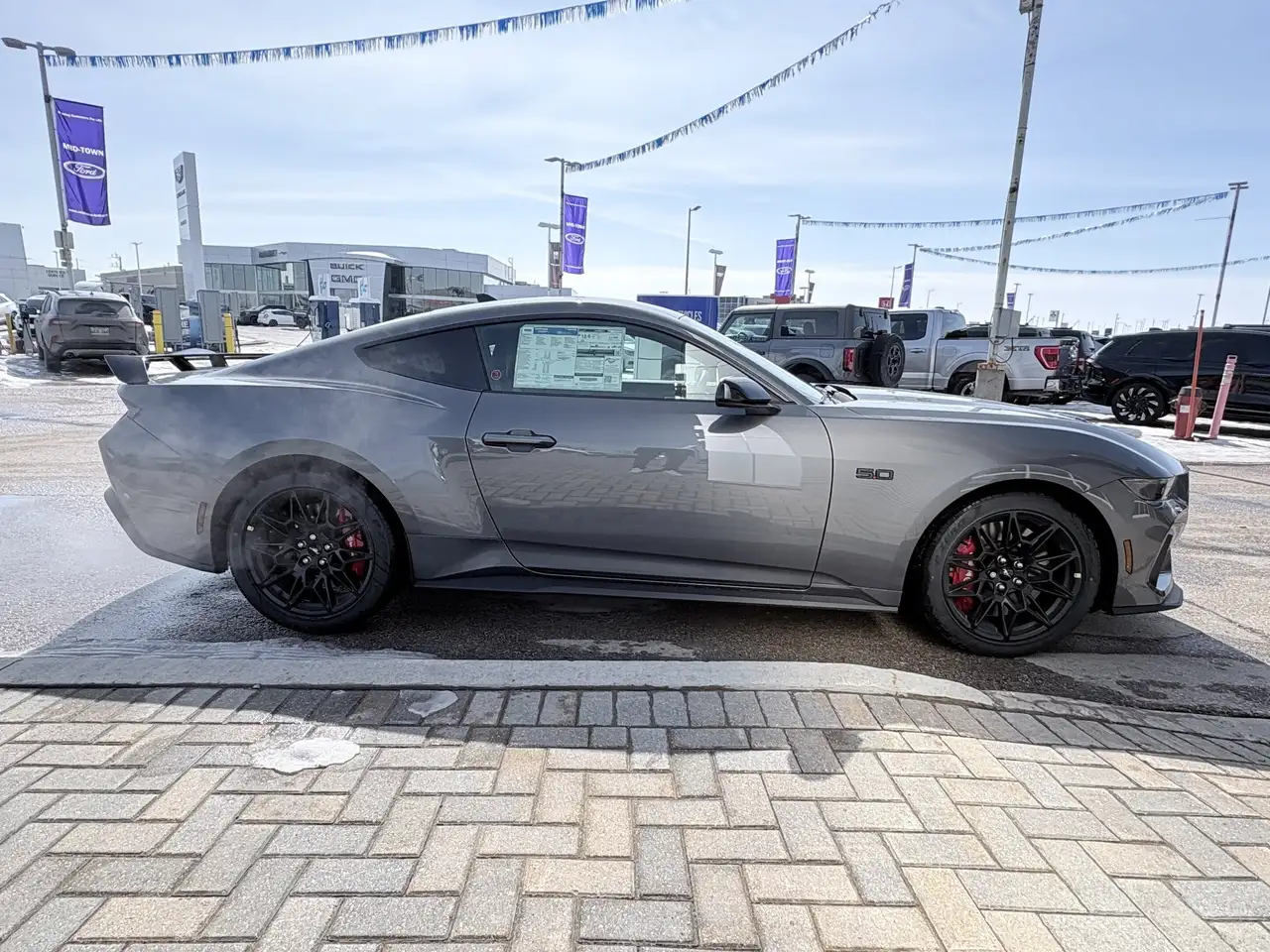 Ford Mustang photo Ford Mustang