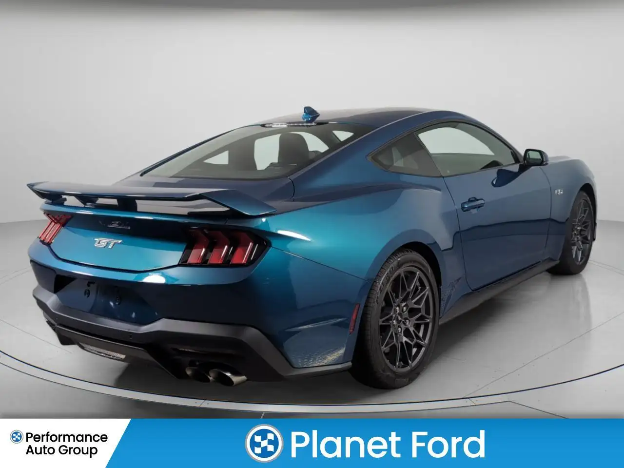 Ford Mustang photo Ford Mustang