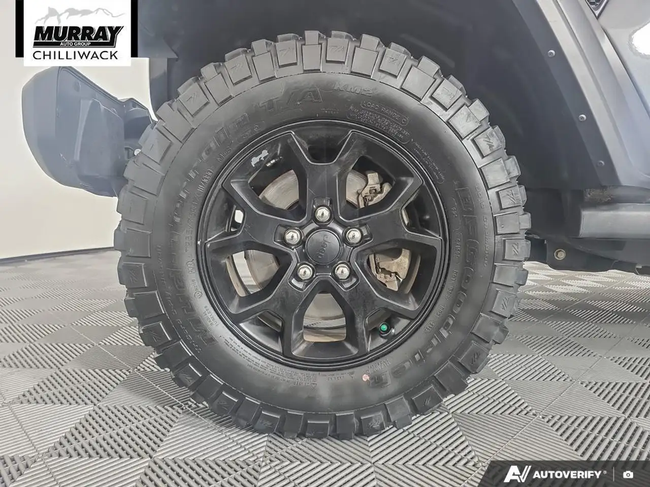 Jeep Wrangler photo Jeep Wrangler