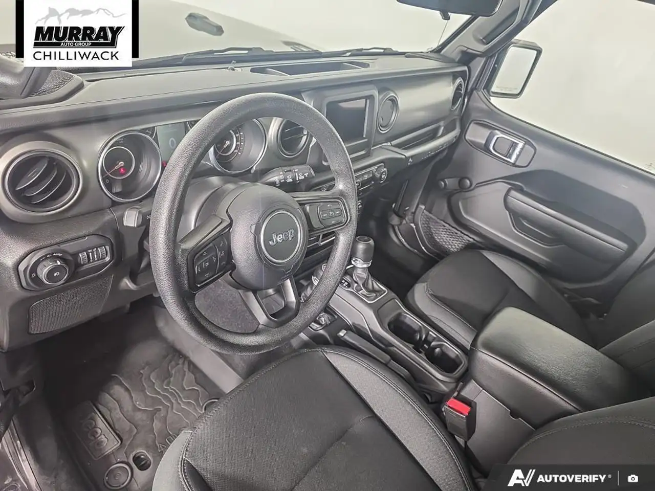 Jeep Wrangler photo Jeep Wrangler