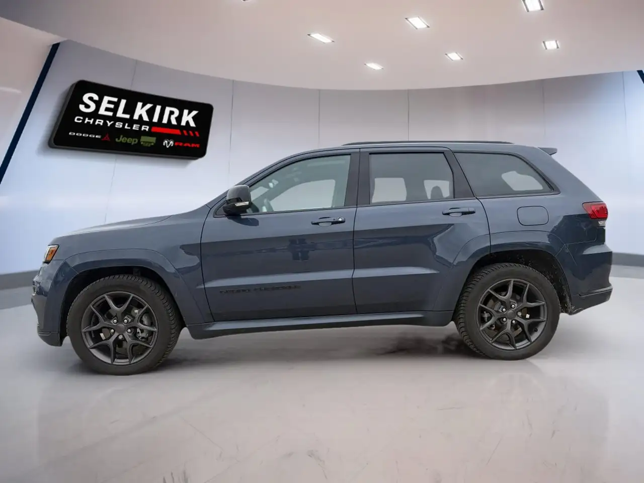 Jeep Grand Cherokee photo Jeep Grand Cherokee