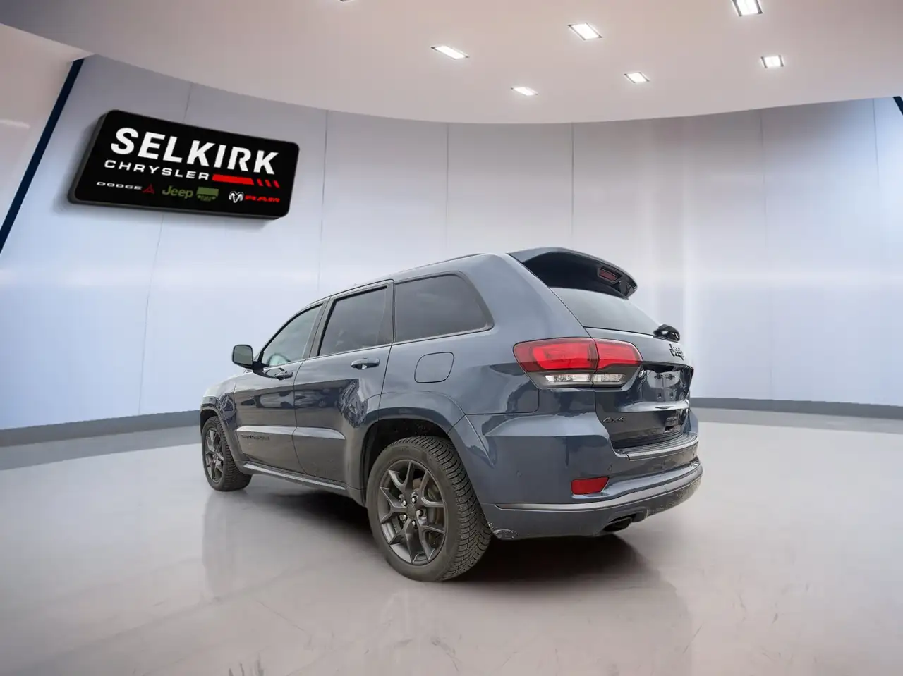 Jeep Grand Cherokee photo Jeep Grand Cherokee