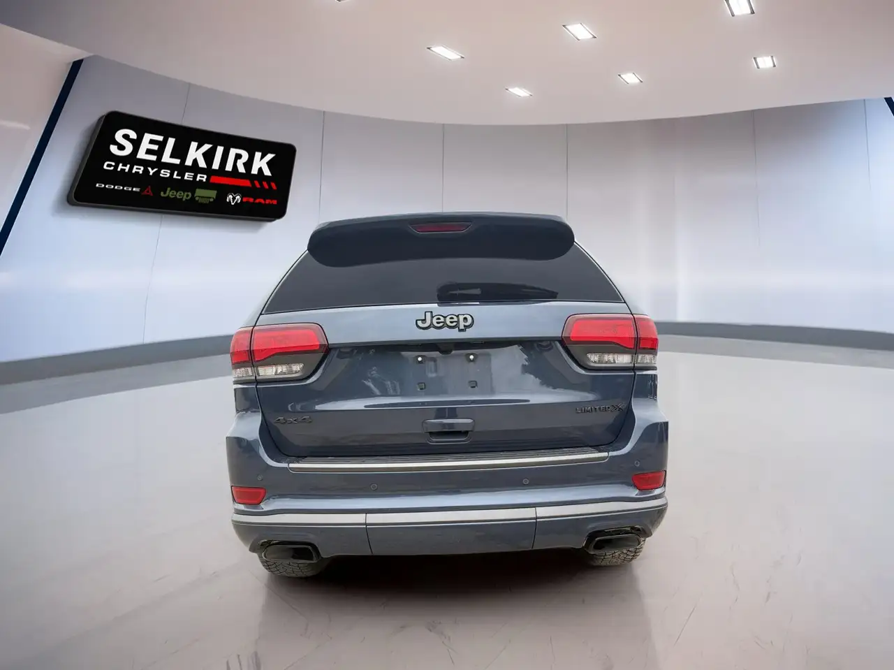 Jeep Grand Cherokee photo Jeep Grand Cherokee