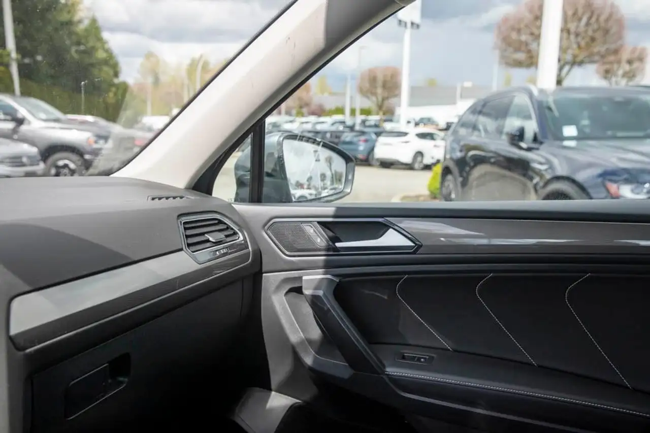 Volkswagen Tiguan снимка Volkswagen Tiguan