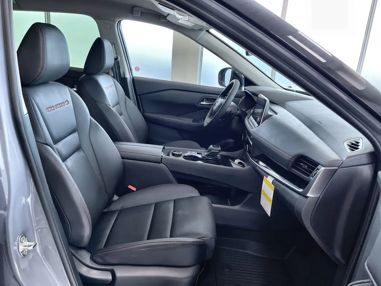 Nissan Rogue fotografie Nissan Rogue