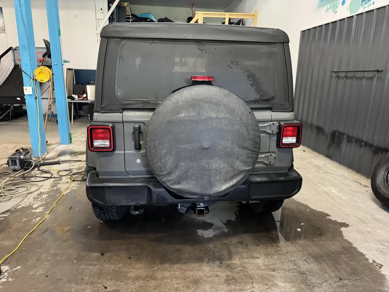 Jeep Wrangler снимка Jeep Wrangler